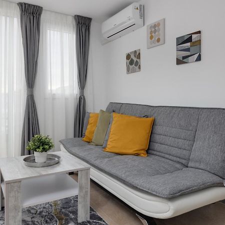 Cosy Apartment Near The Sea Торрев'єха Екстер'єр фото