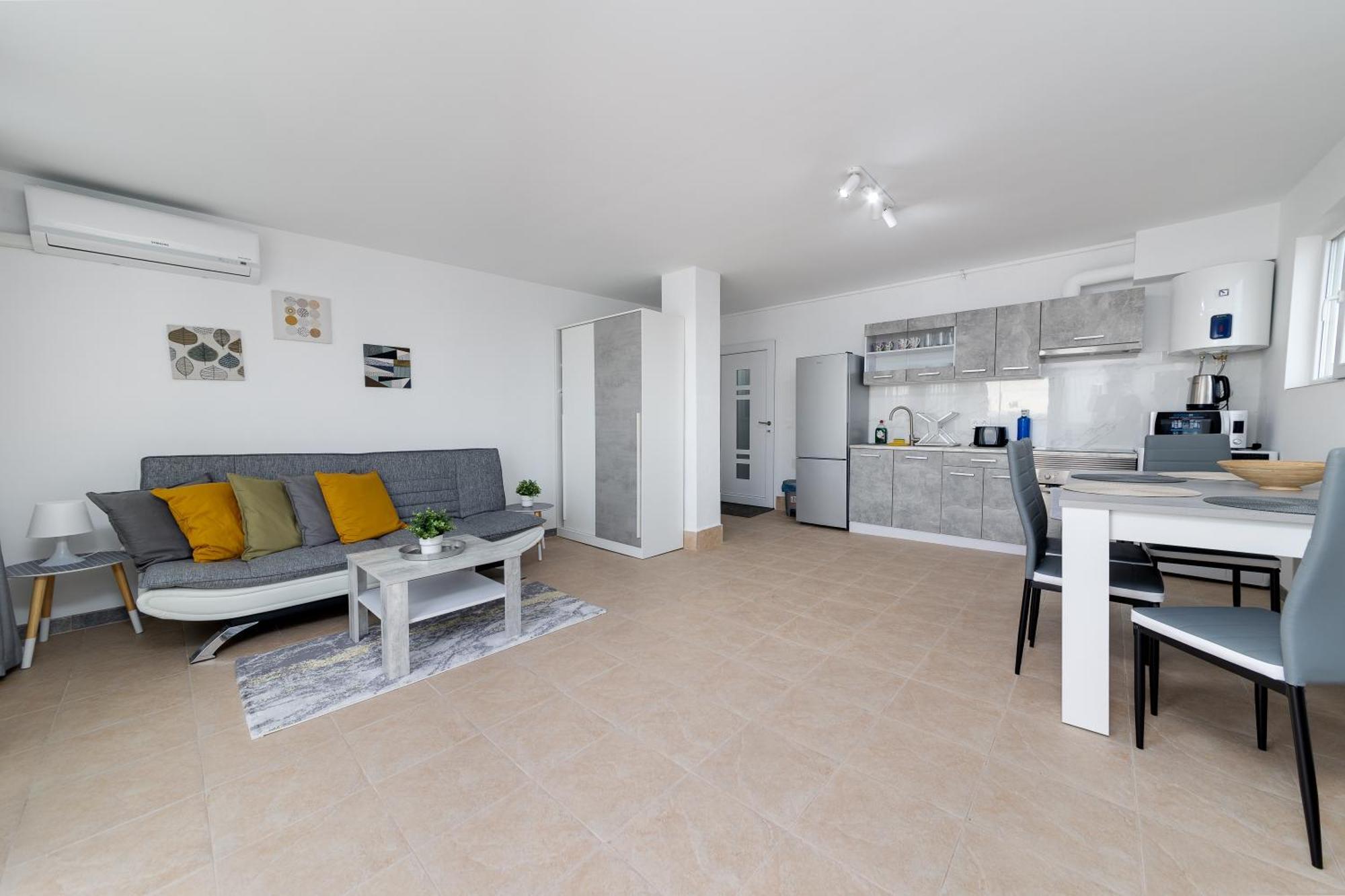 Cosy Apartment Near The Sea Торрев'єха Екстер'єр фото